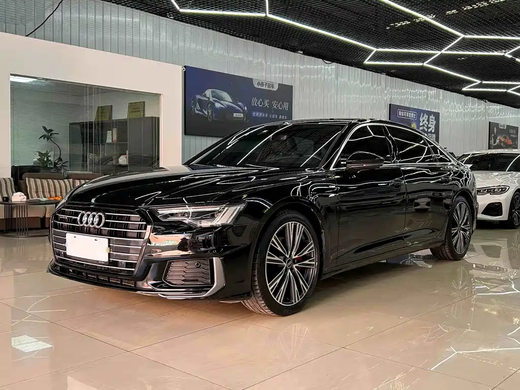 Audi A6L 2022 — фото 1