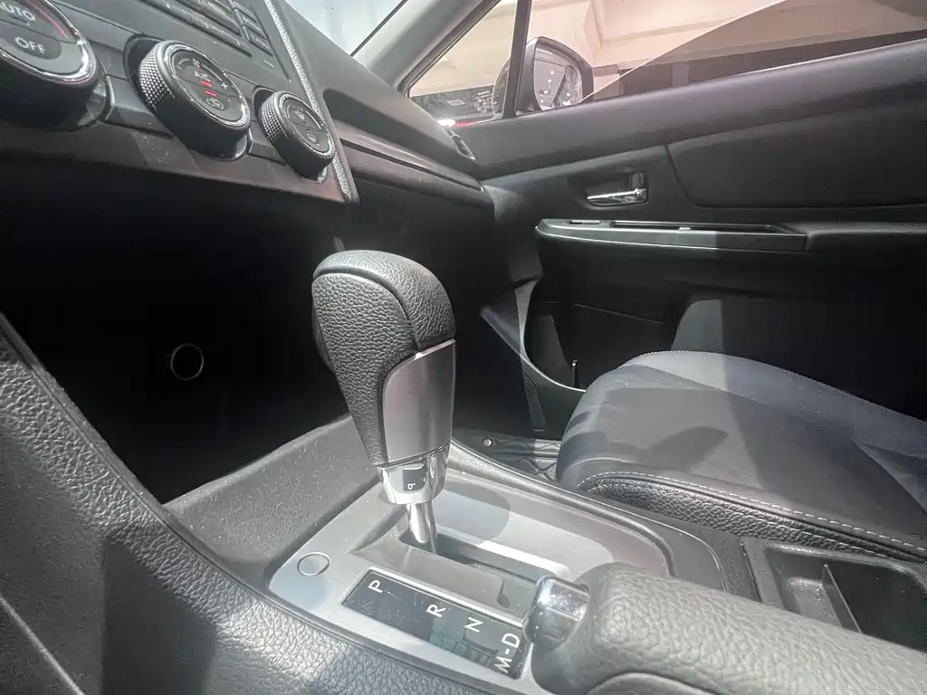 Subaru XV 2013 — фото 18