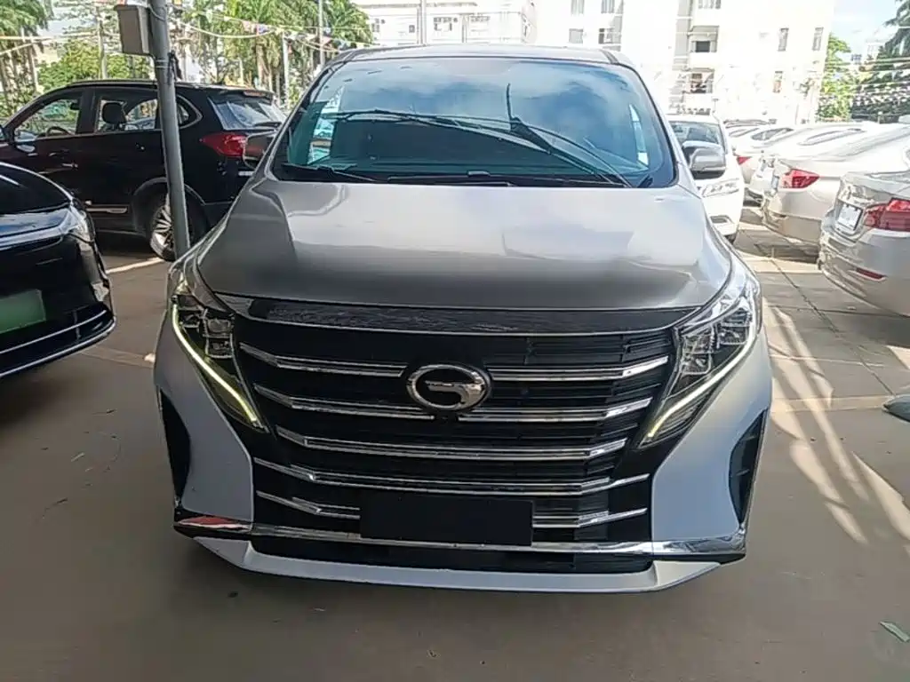 GAC Trumpchi M8 2022 — фото 3