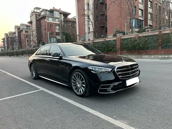 Mercedes-Benz S-Class 2021
