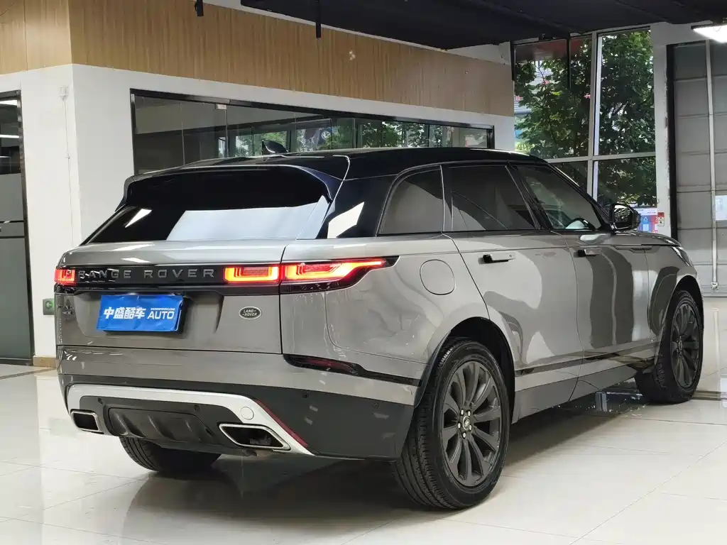 Land Rover Velar 2018 — фото 22