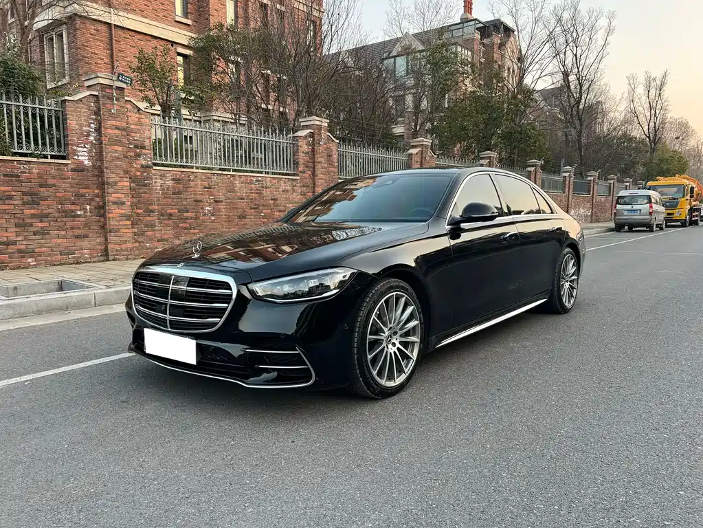 Mercedes-Benz S-Class 2021