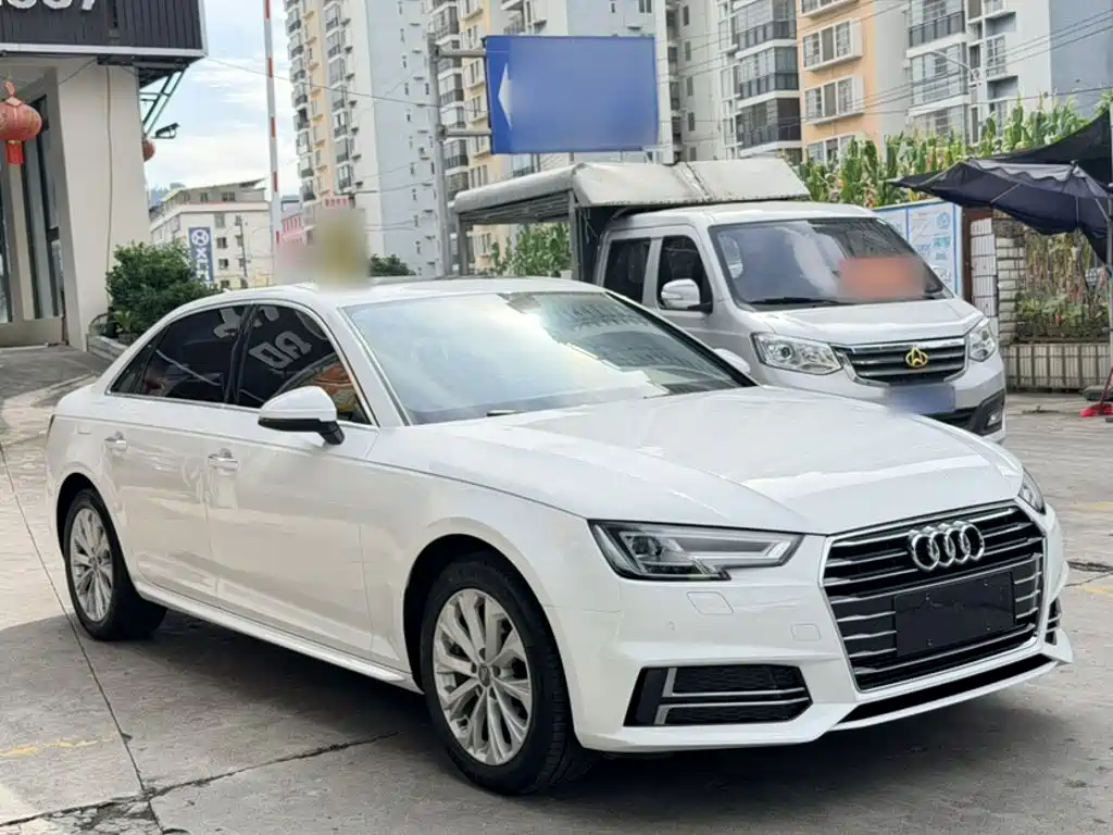 Audi A4L 2019