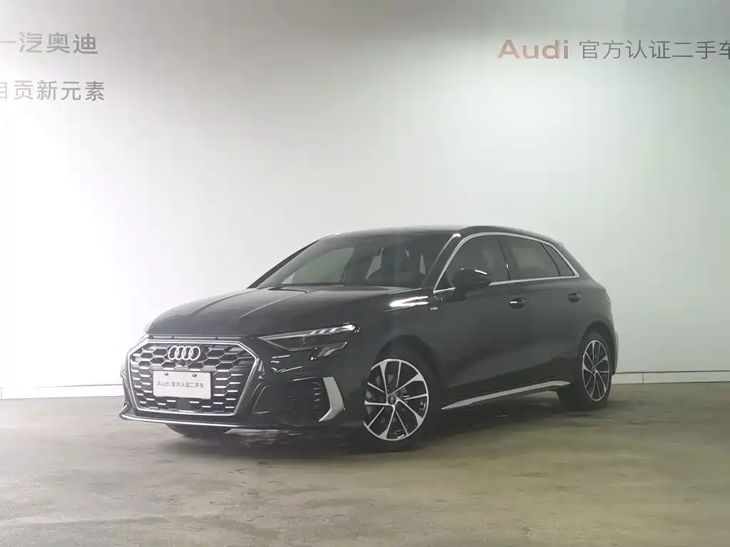Audi A3 2023 — фото 1