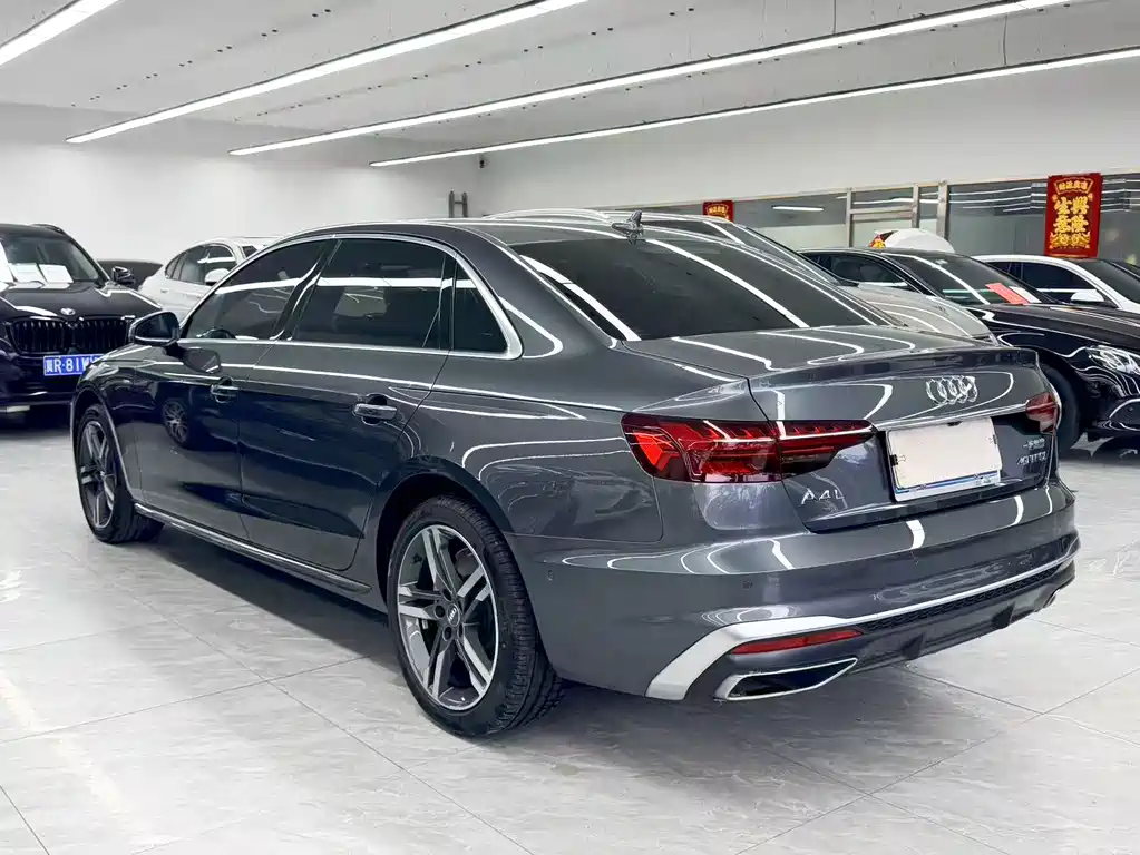 Audi A4L 2021