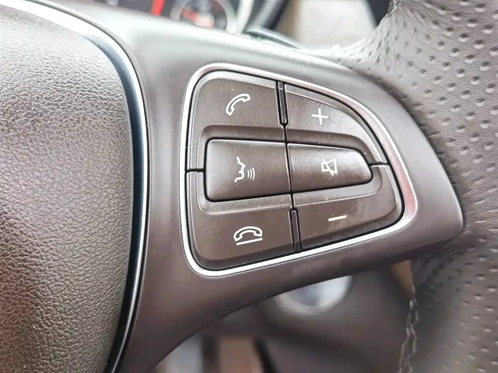 Mercedes-Benz GLE 2017 — фото 25
