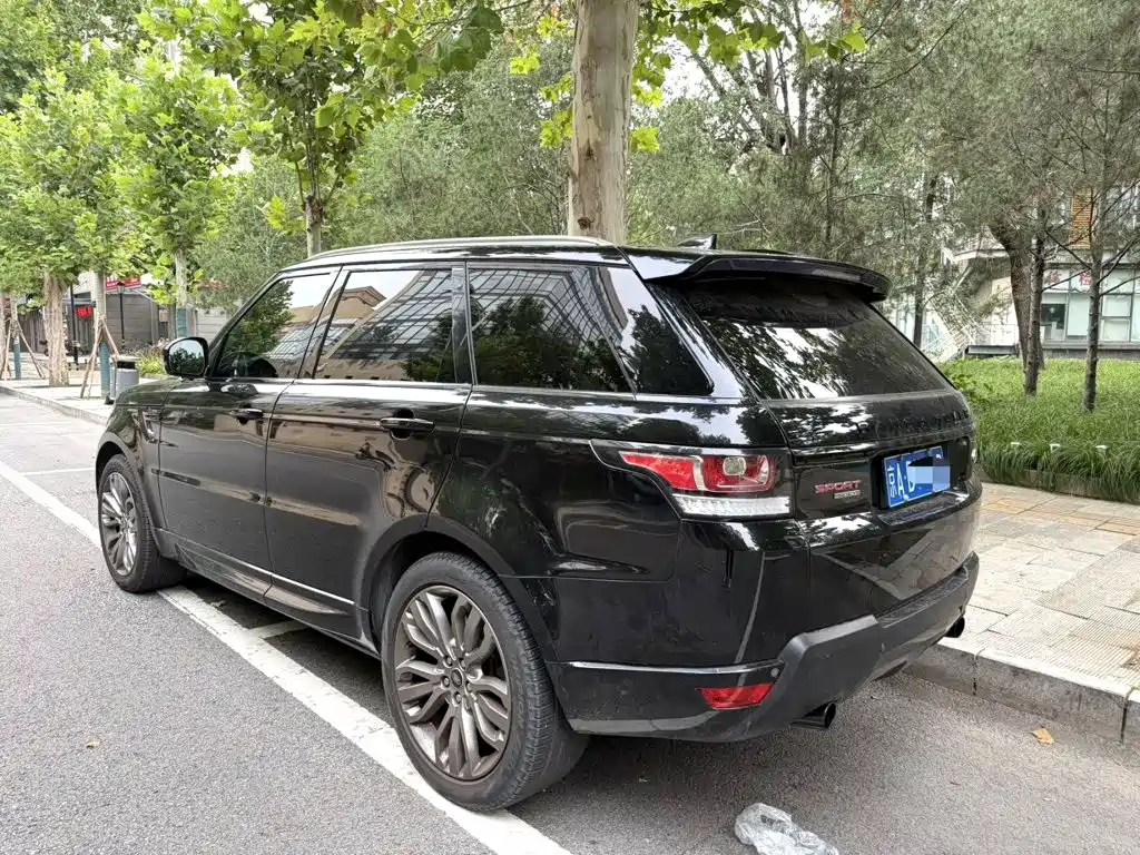 Land Rover Range Rover Sport 2017 — фото 10