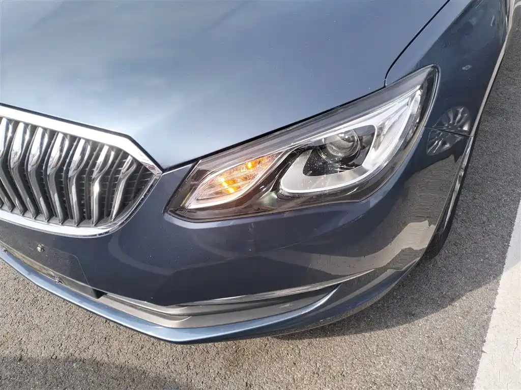 Buick Excelle 2015 — фото 18