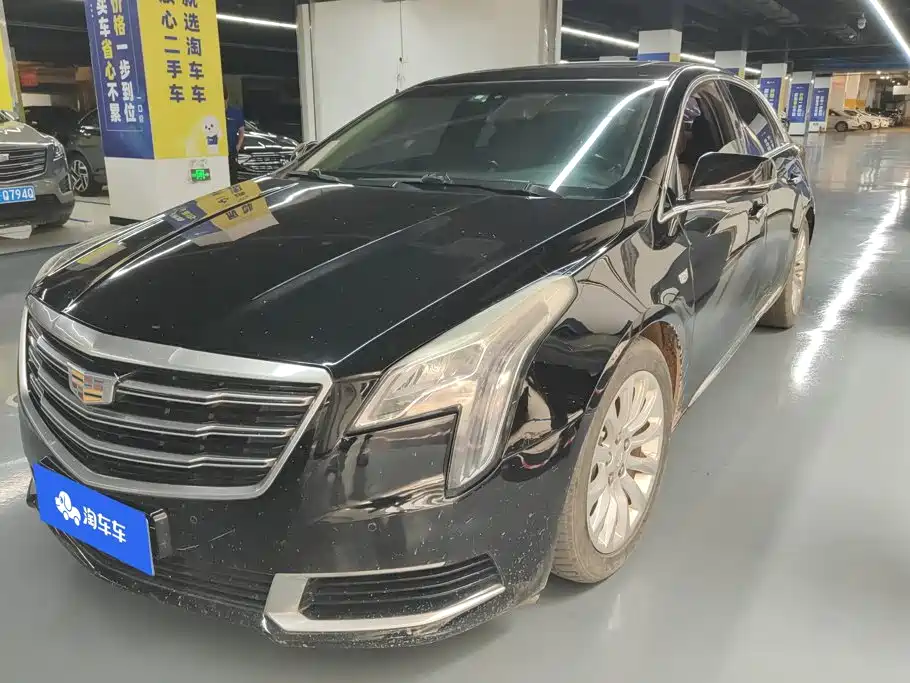 Cadillac XTS 2018 — фото 1