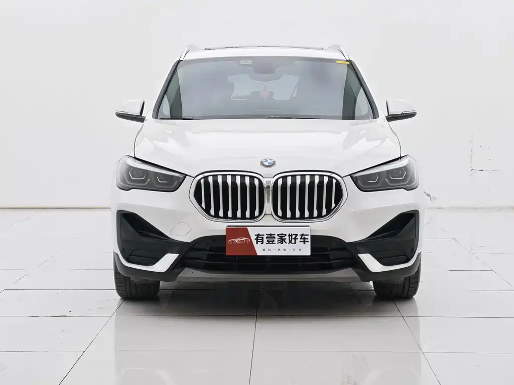 BMW X1 2022 — фото 2
