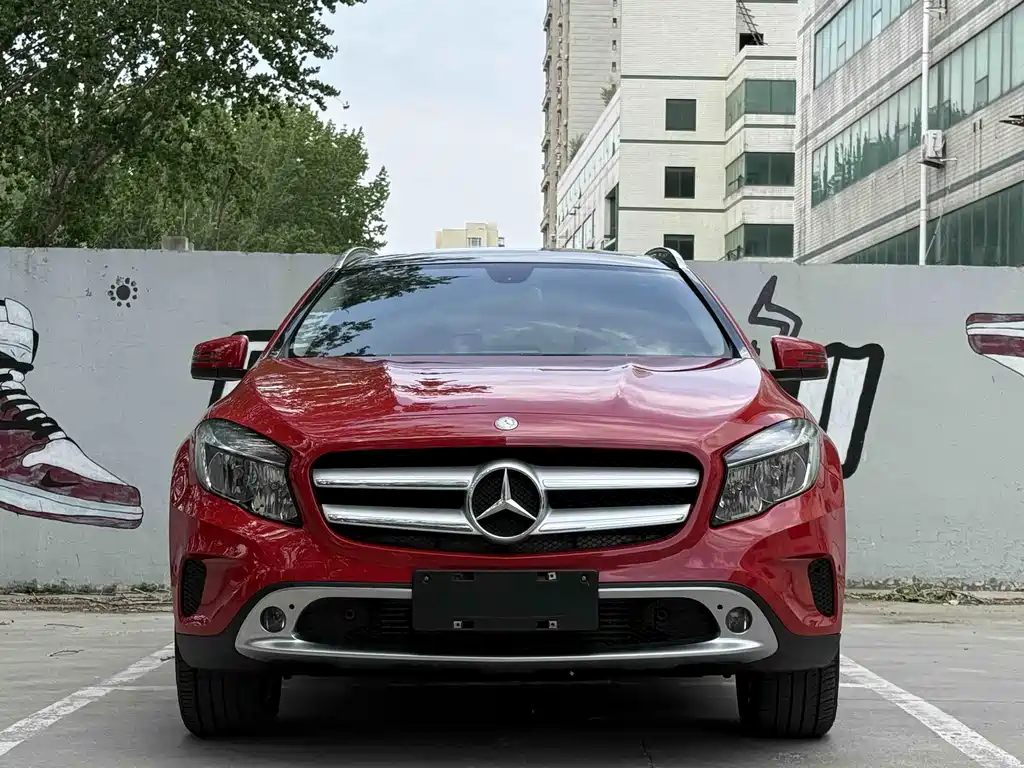 Mercedes-Benz GLA 2015 — фото 1