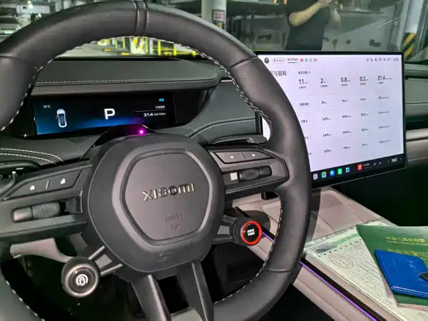 Xiaomi SU7 2024