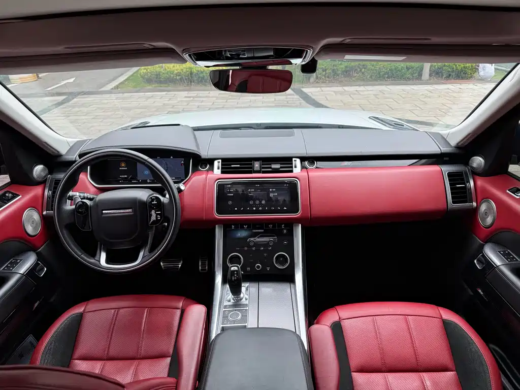 Land Rover Sport 2020 — фото 20