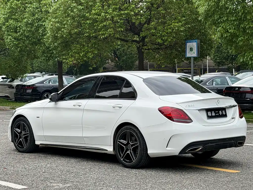 Mercedes-Benz C-Class 2021 — фото 15