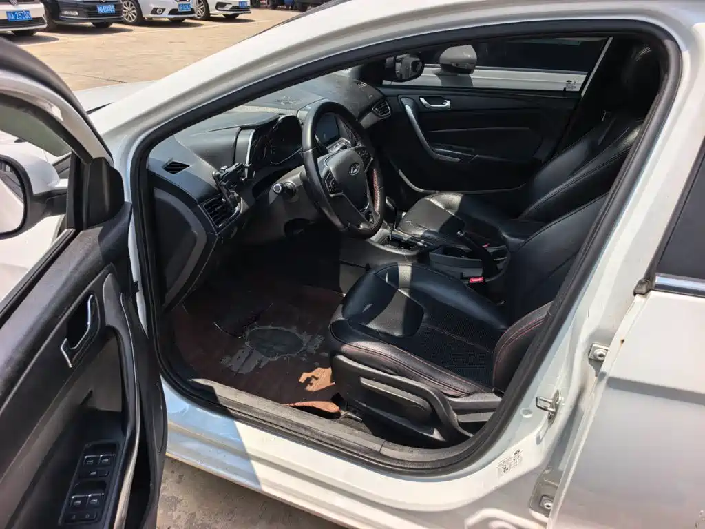 Chery Arrizo 5 2016