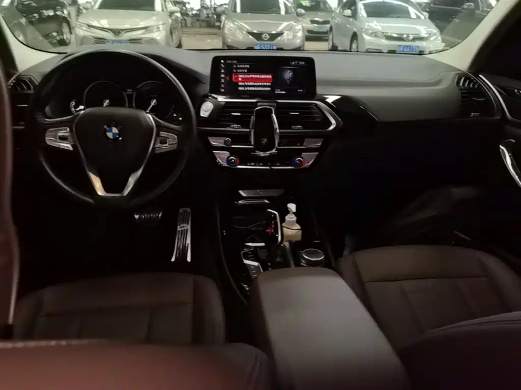 BMW X3 2019 — фото 10