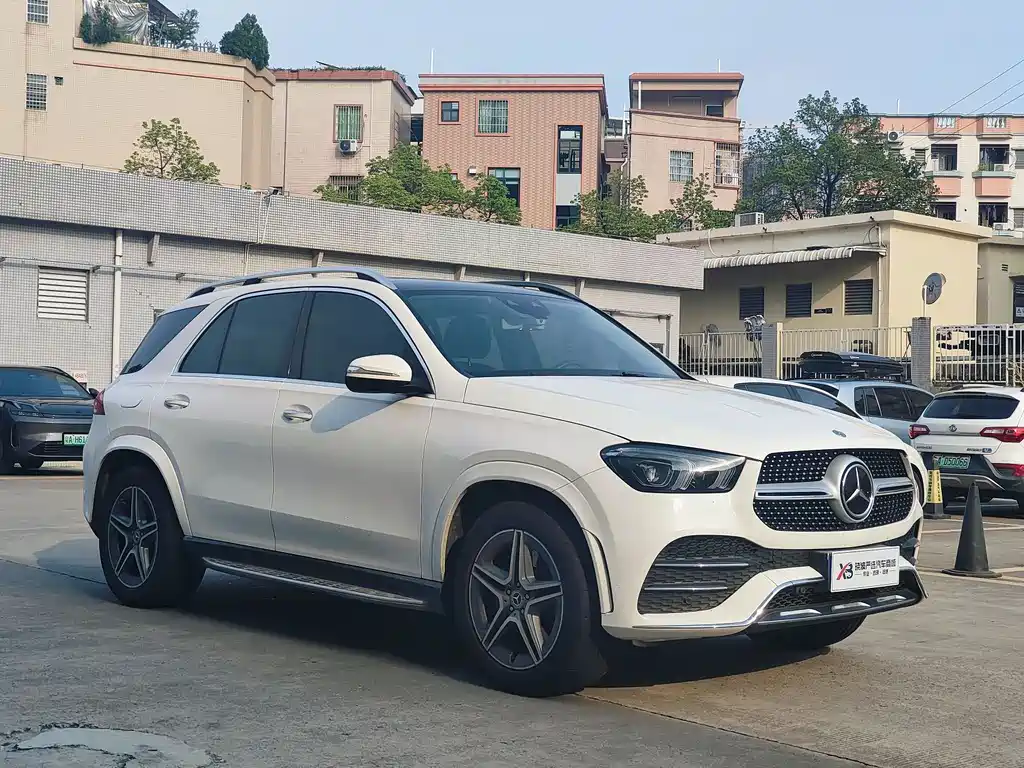 Mercedes-Benz GLE 2020 — фото 3