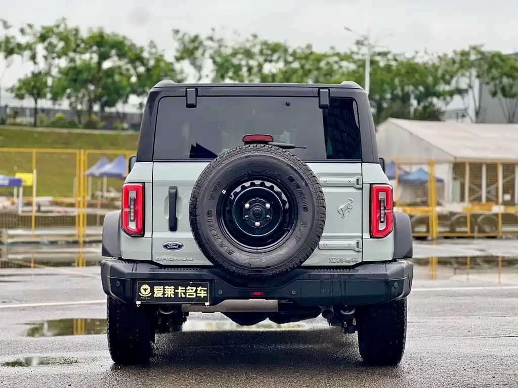 Ford Bronco 2025