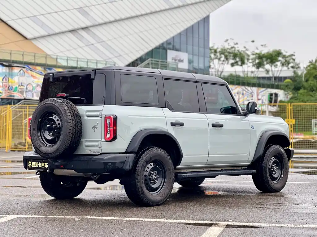 Ford Bronco 2025