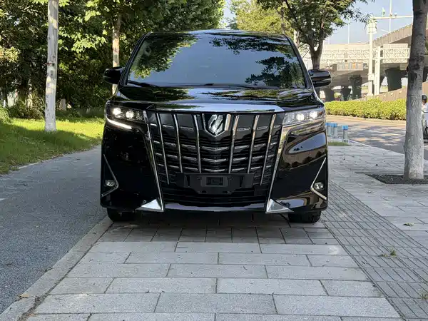 Toyota Alphard 2019