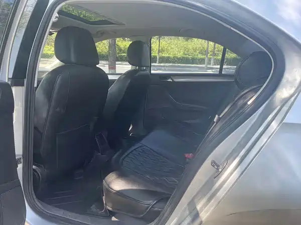Volkswagen Santana 2013
