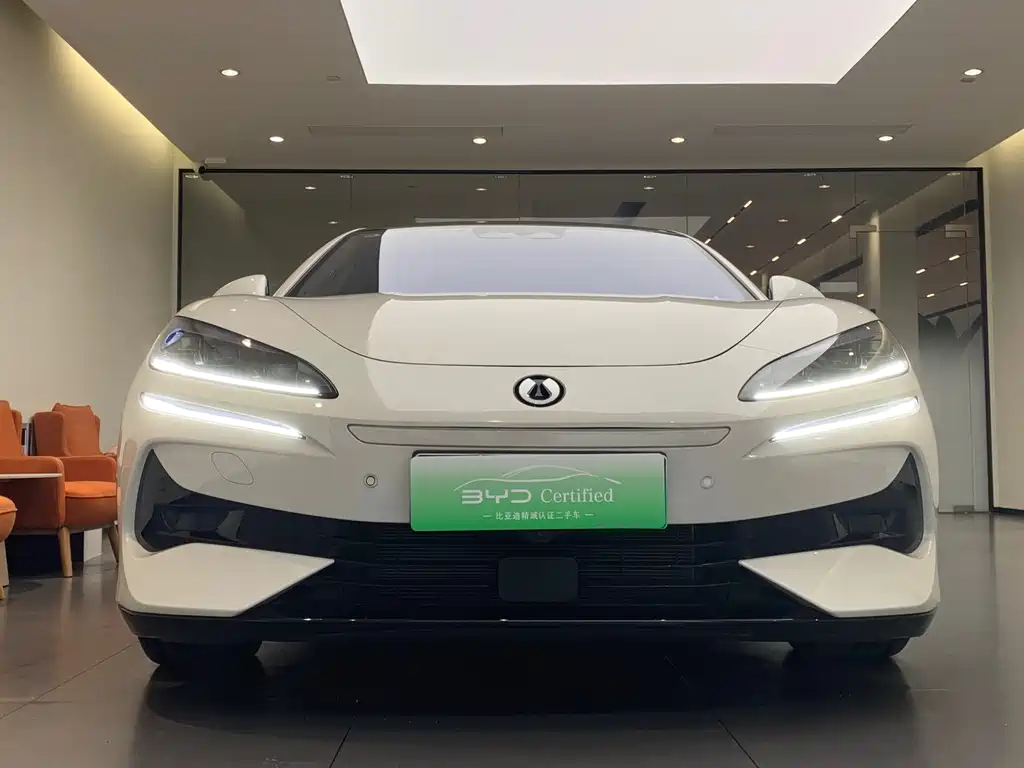 Denza Z9GT 2024