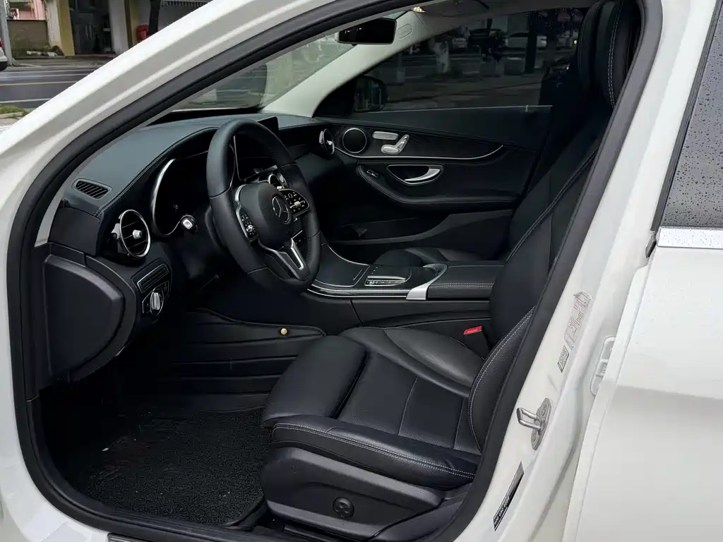 Mercedes-Benz C-Class 2019