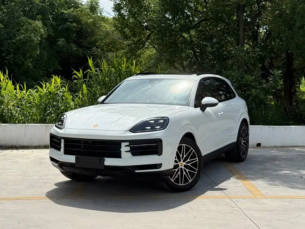 Porsche Cayenne 2024