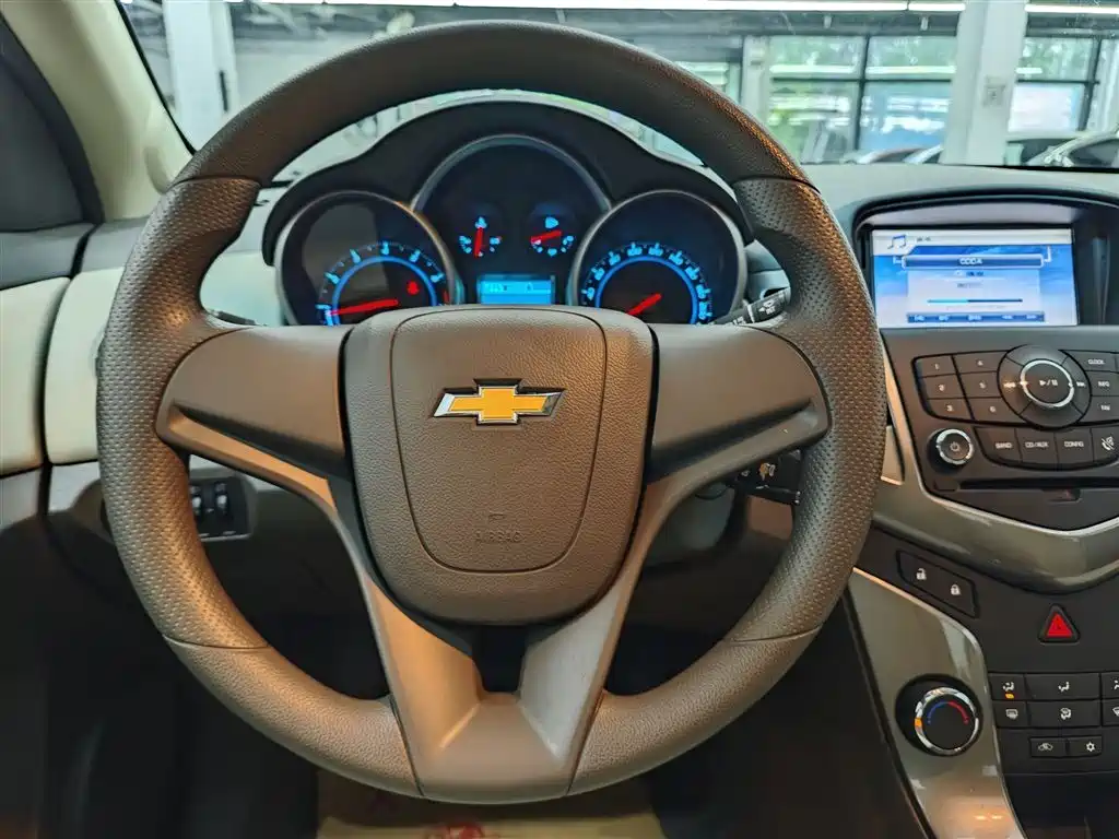 Chevrolet Cruze 2016 — фото 17