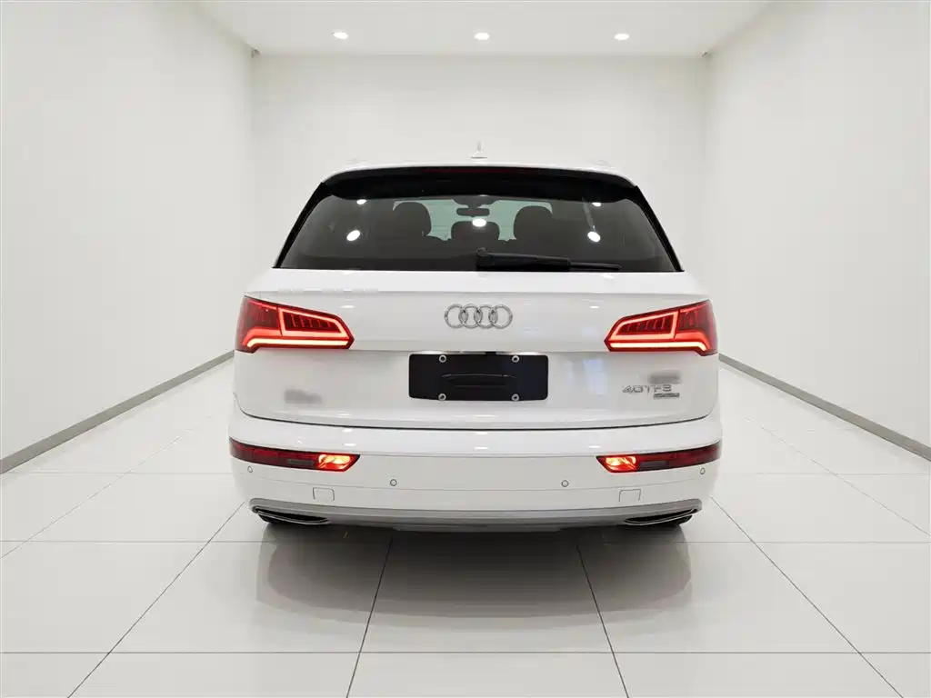 Audi Q5L 2019 — фото 6