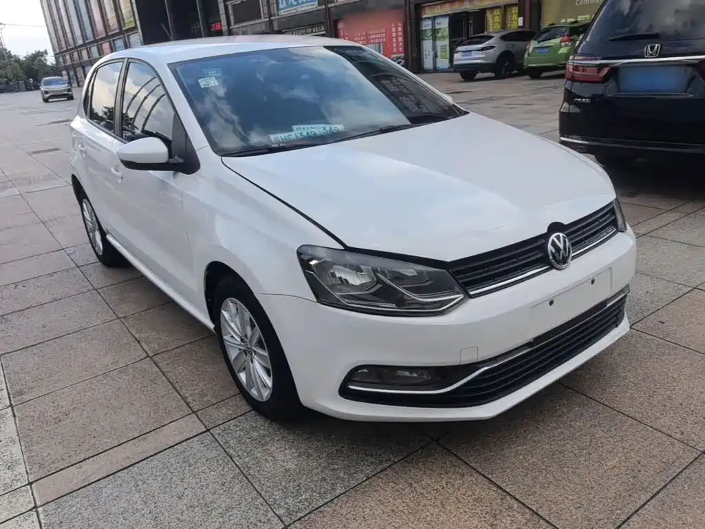 Volkswagen Polo 2015