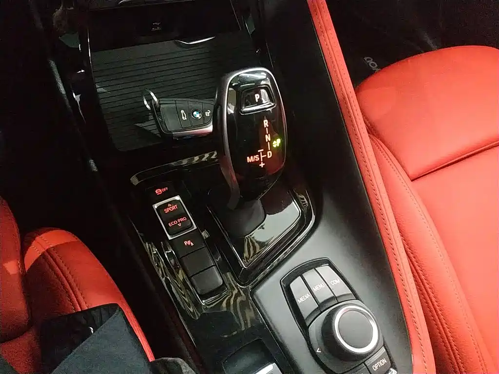 BMW X2 2020 — фото 14