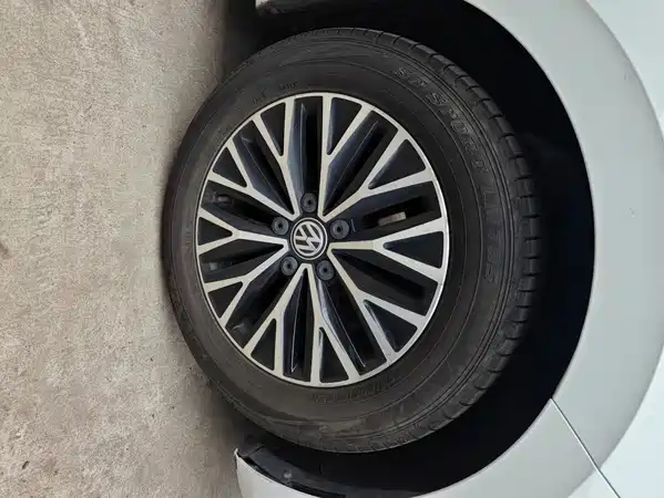 Volkswagen Sagitar 2019