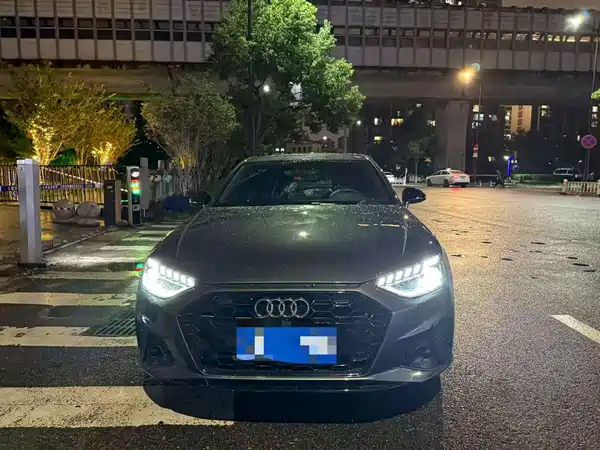 Audi A4L 2025