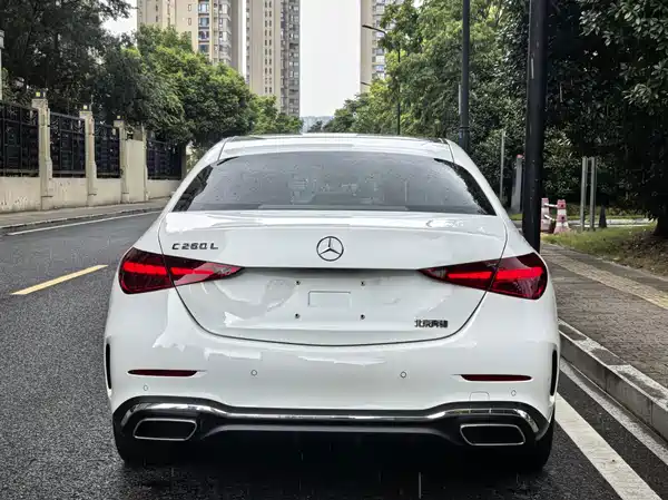 Mercedes-Benz C-Class 2025