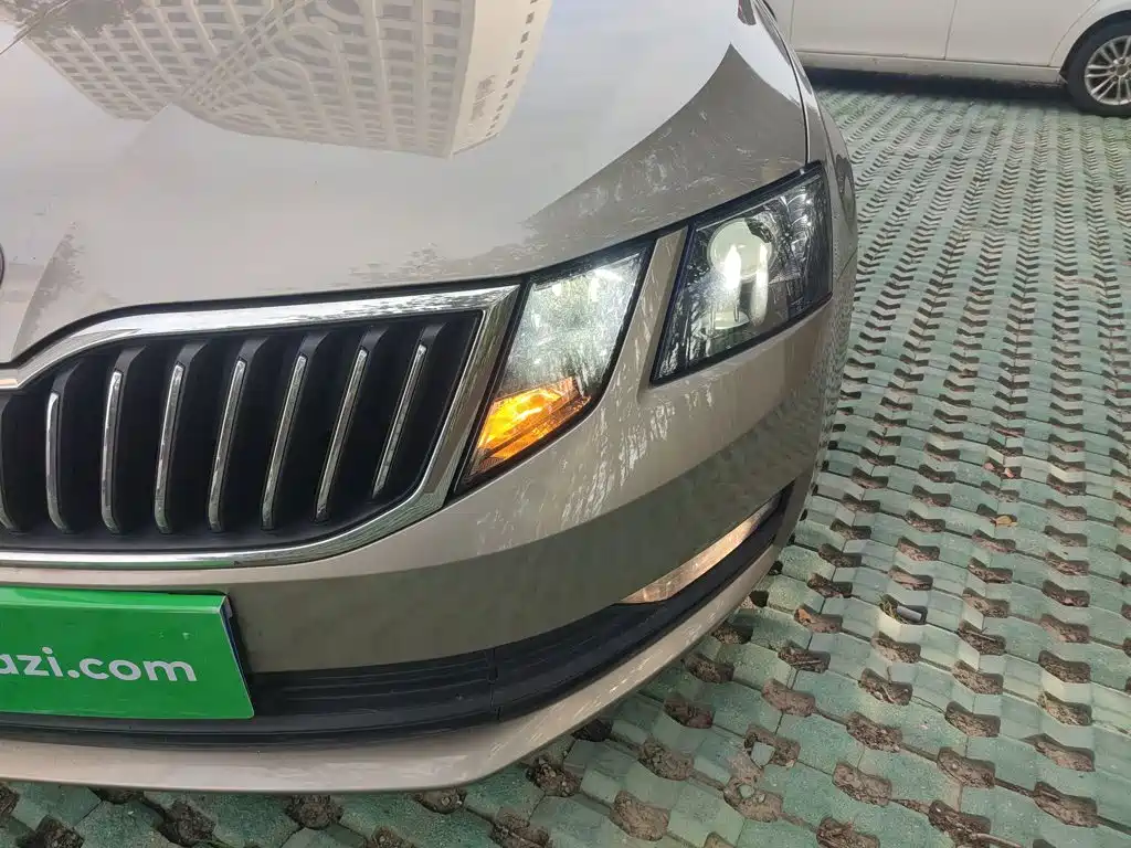 Skoda Octavia 2022 — фото 24