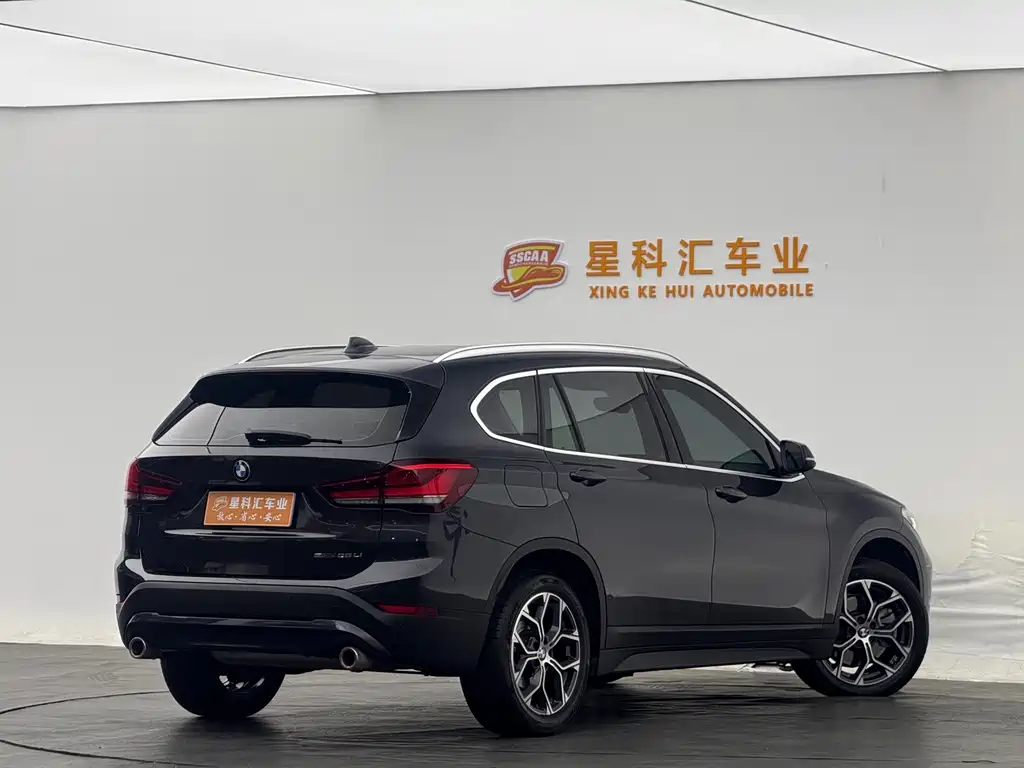 BMW X1 2022 — фото 12