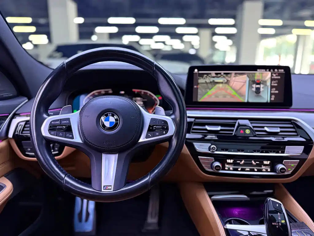 BMW 6 Series GT 2023 — фото 18