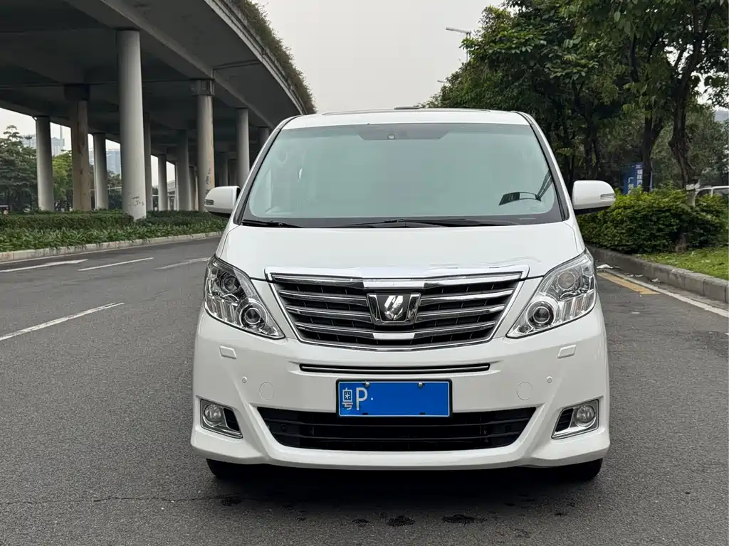 Toyota Alphard 2012 — фото 2