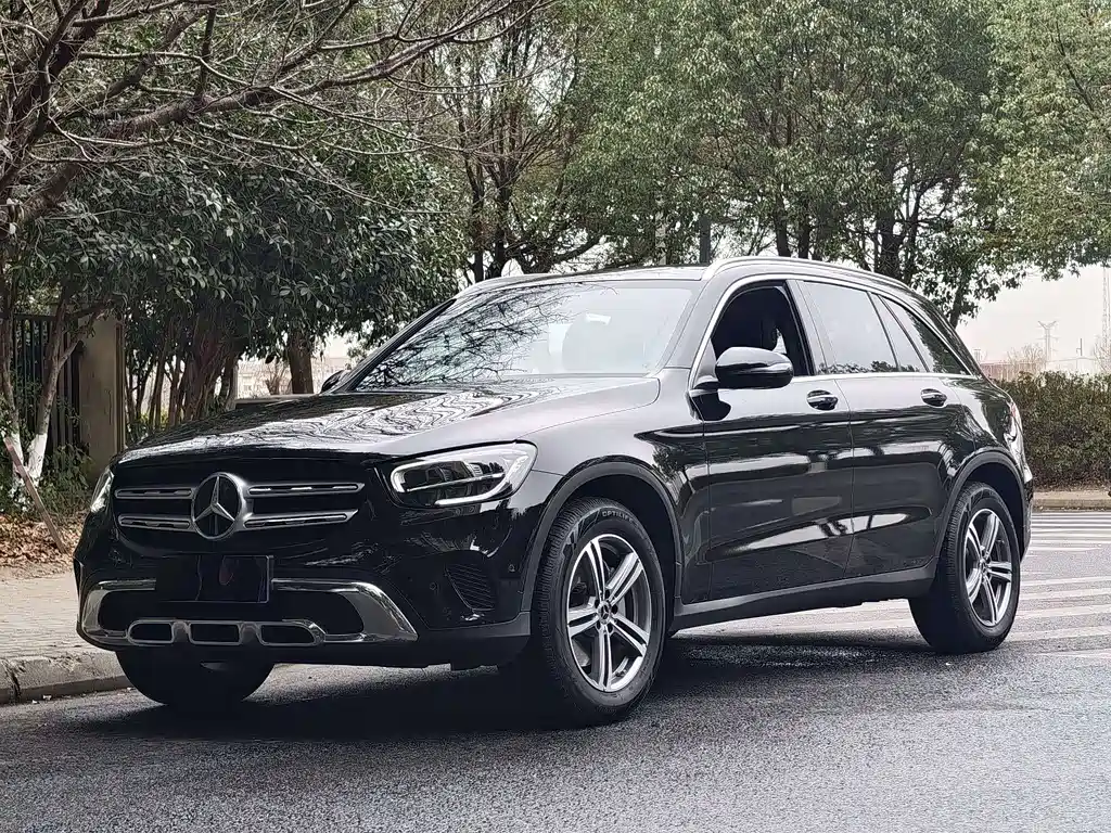 Mercedes-Benz GLC 2021 — фото 1