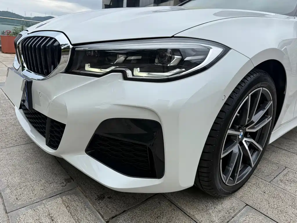 BMW 3 Series 2020 — фото 13