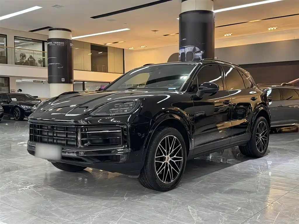 Porsche Cayenne 2025 — фото 1