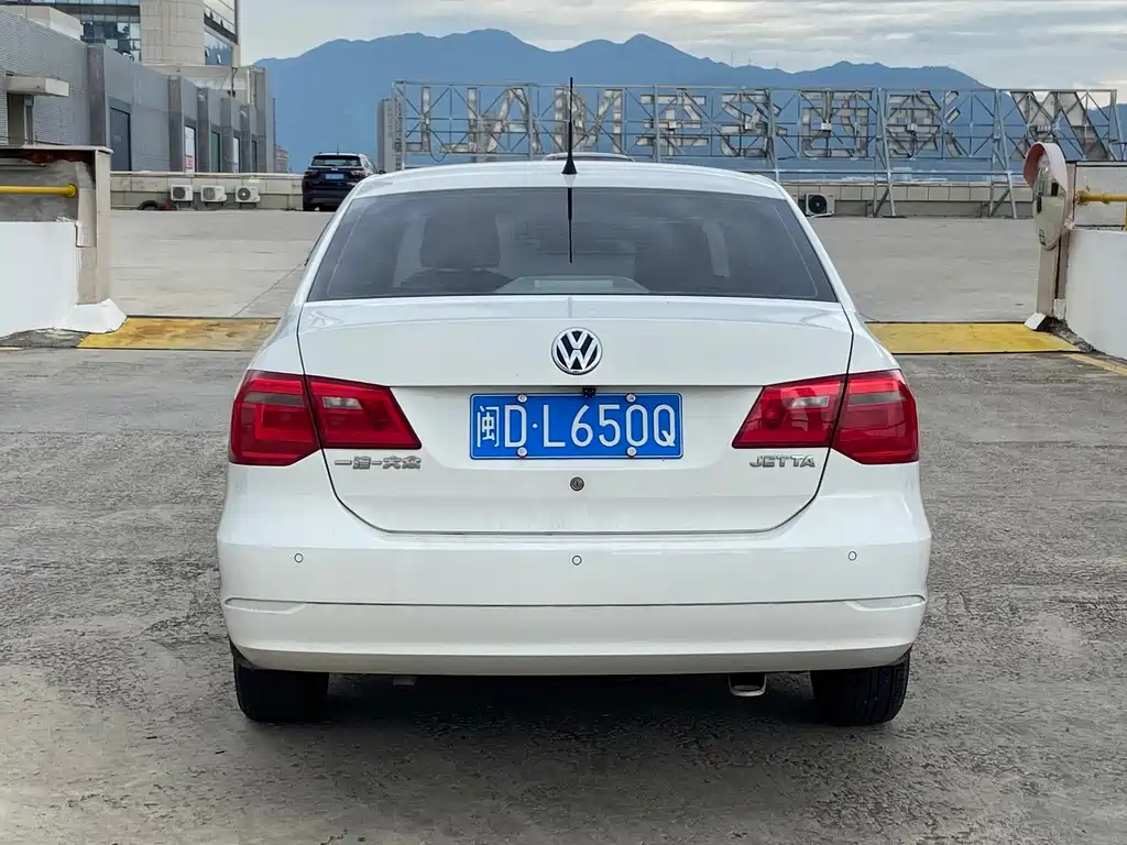 Volkswagen Jetta 2016