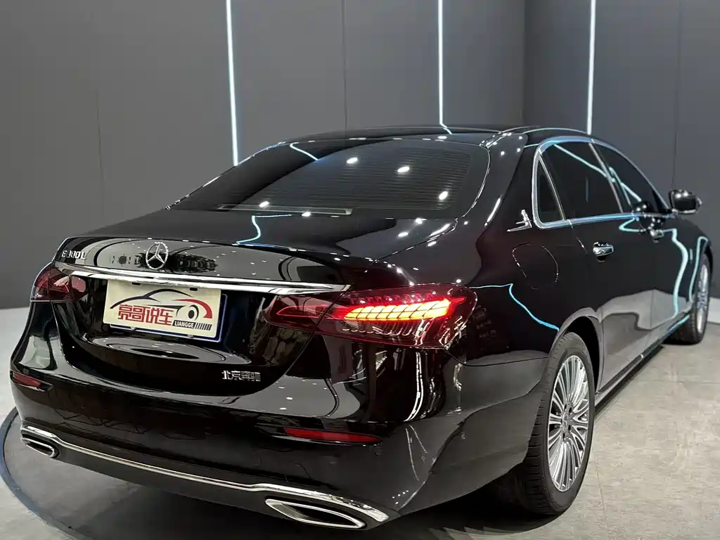 Mercedes-Benz E-Class 2023