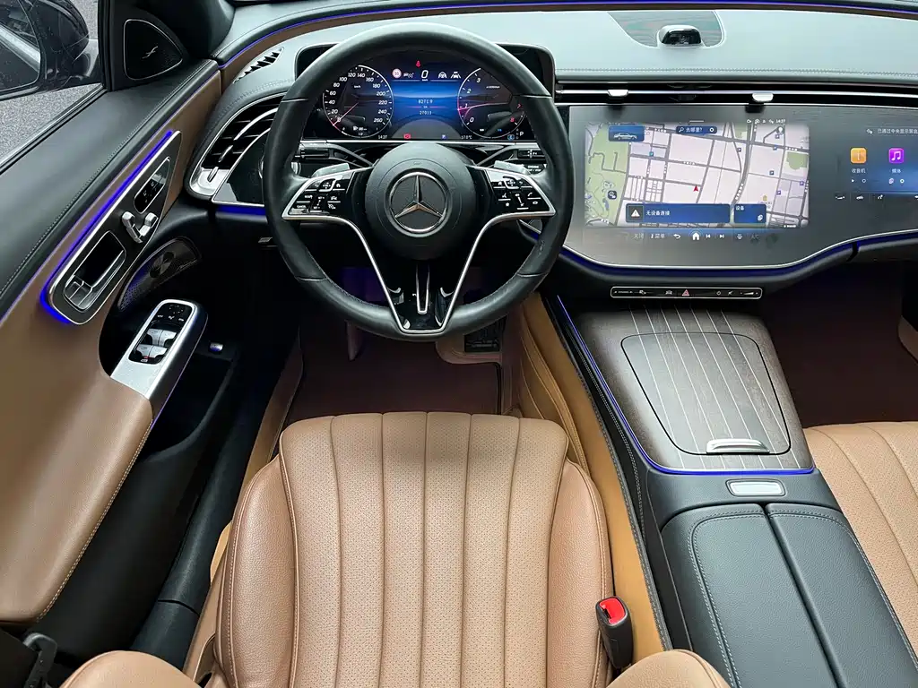 Mercedes-Benz E-Class 2024 — фото 8