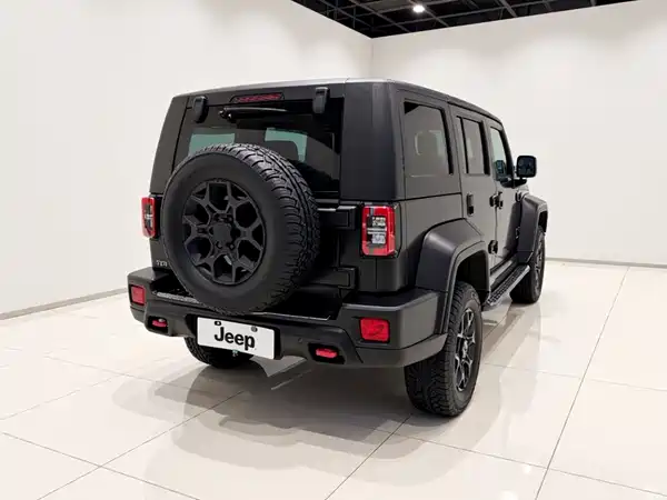 BAIC BJ40 2024