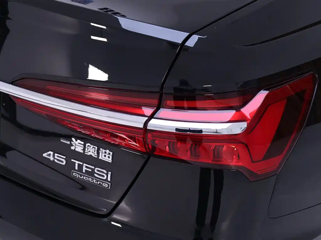 Audi A6L 2024 — фото 9