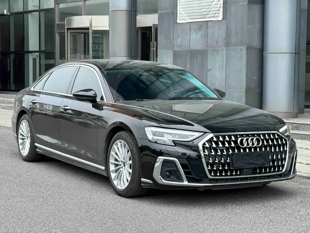 Audi A8 2023