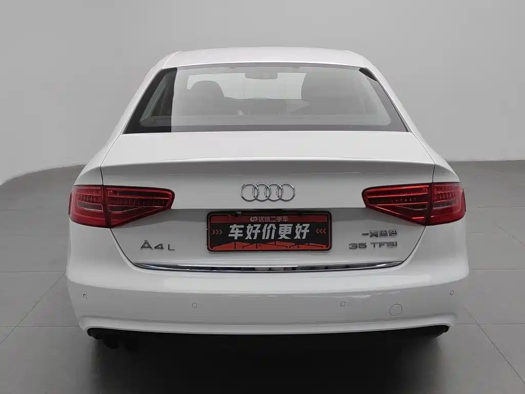 Audi A4L 2013 — фото 4