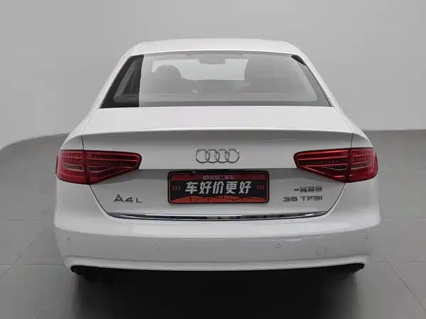 Audi A4L 2013